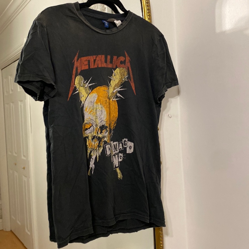 Distressed Metallica Tee